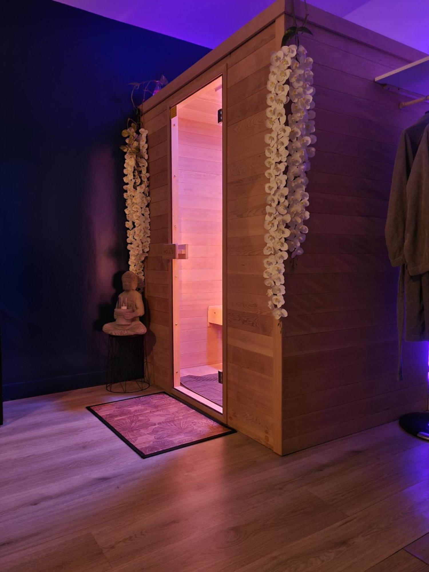 Sauna & Detente - Suite Privee - Tours - Netflix Eksteriør billede